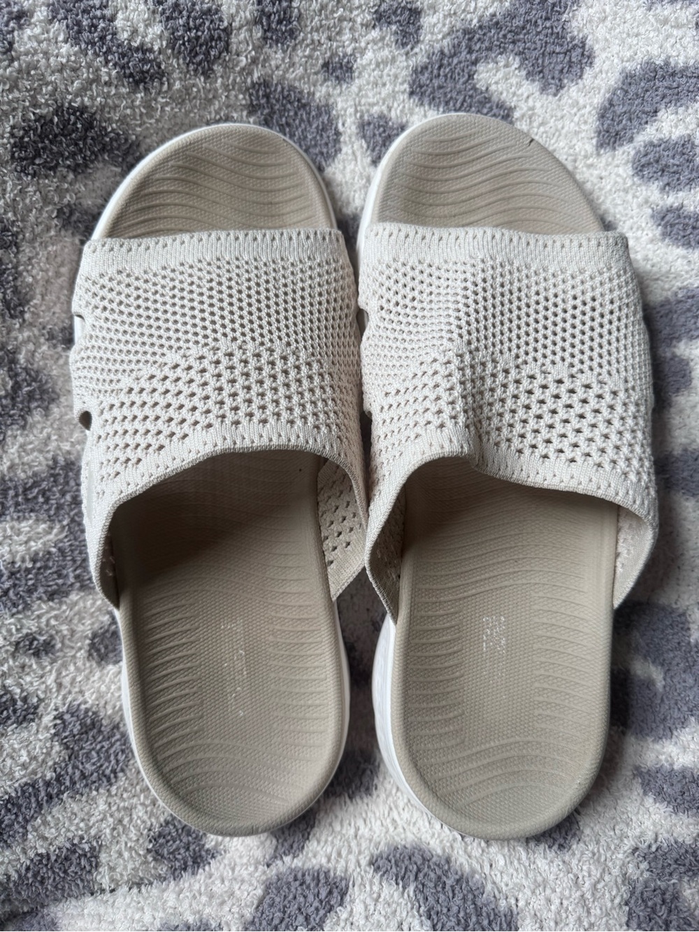 Skechers Beige Knit Slide Sandals